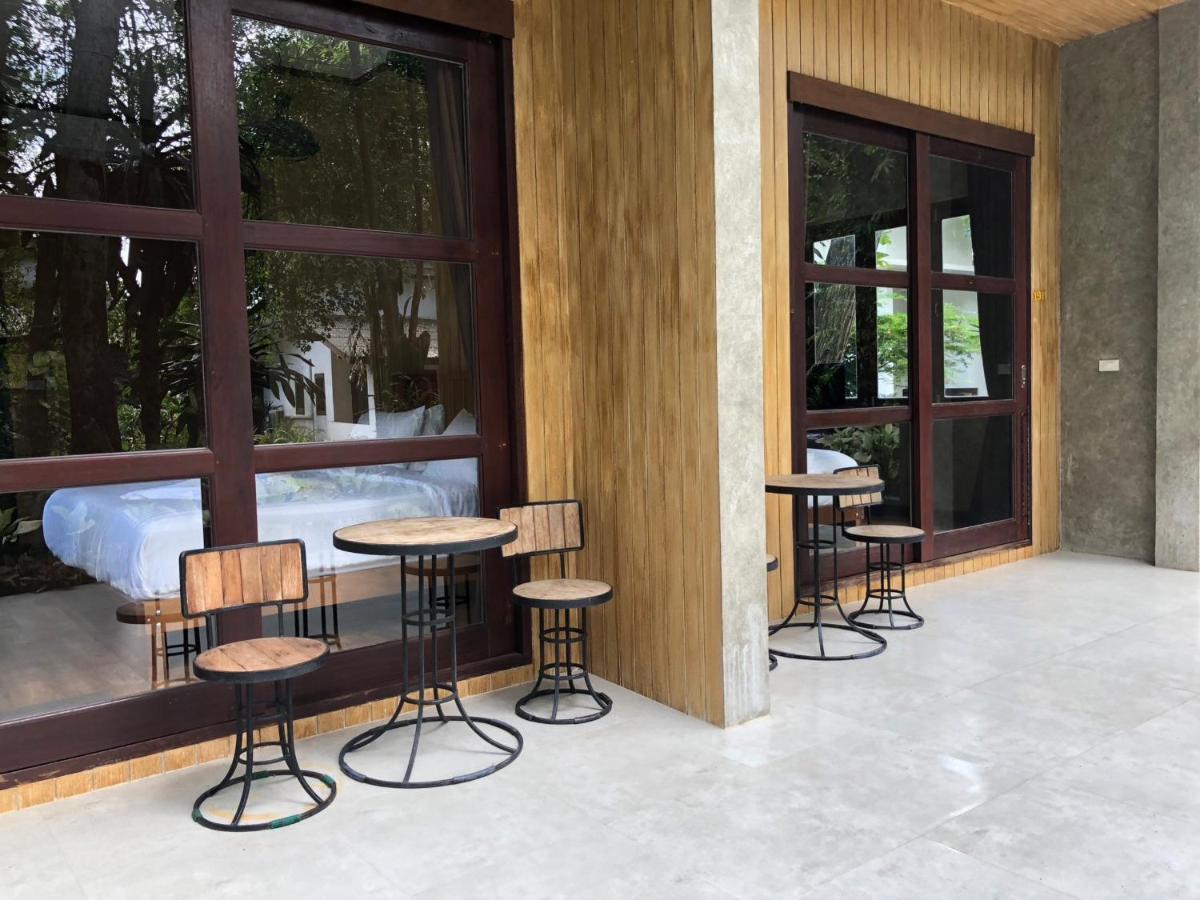 Likita Resort Ban Phe Buitenkant foto